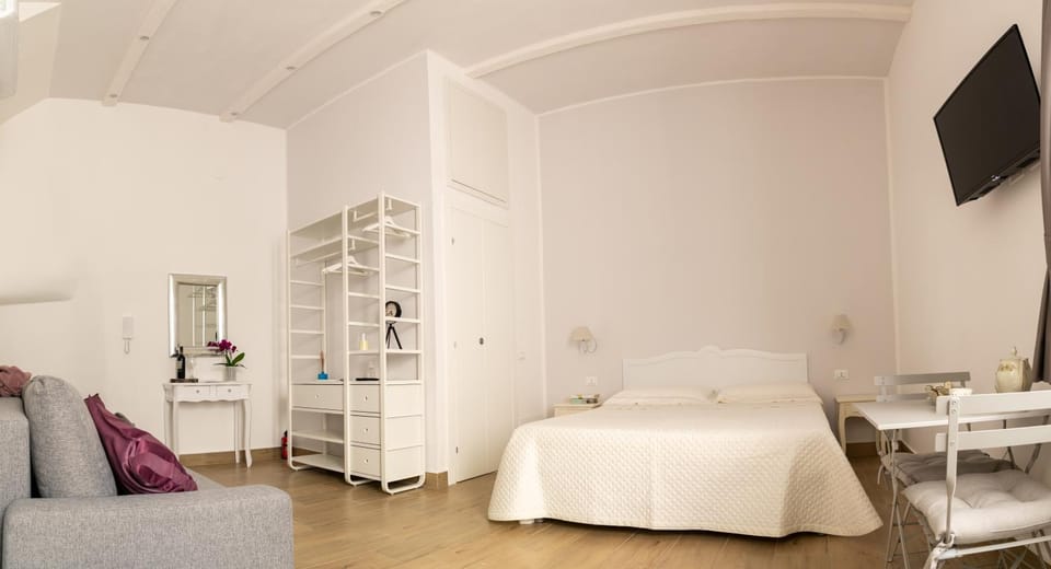 TV and multimedia, Bedroom