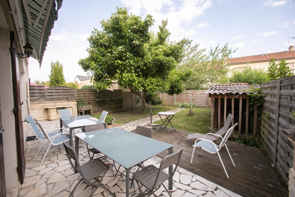 Maison avec jardin à 2mn du centre House in Nouvelle-Aquitaine