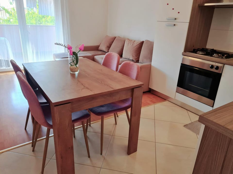 Apartment Nora near the beach Apartment in Pula