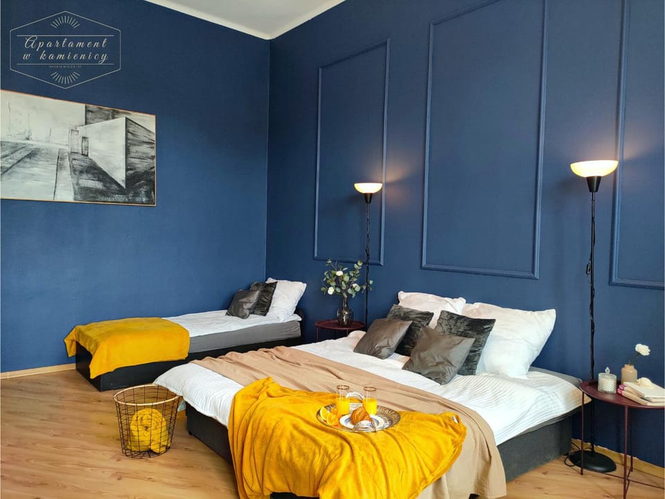 Living room, Bedroom