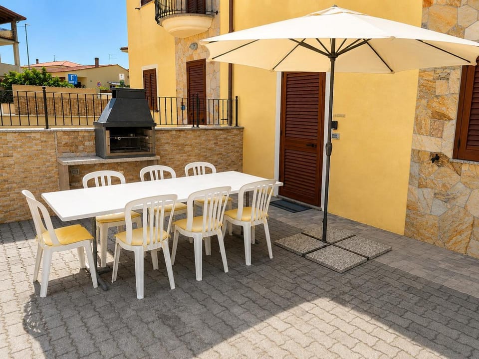 Property building, Patio, Day, View (from property/room), Balcony/Terrace