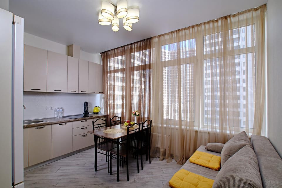 Светлая квартира Аркадия 48 Жемчужина парк Юность Apartment in Odessa