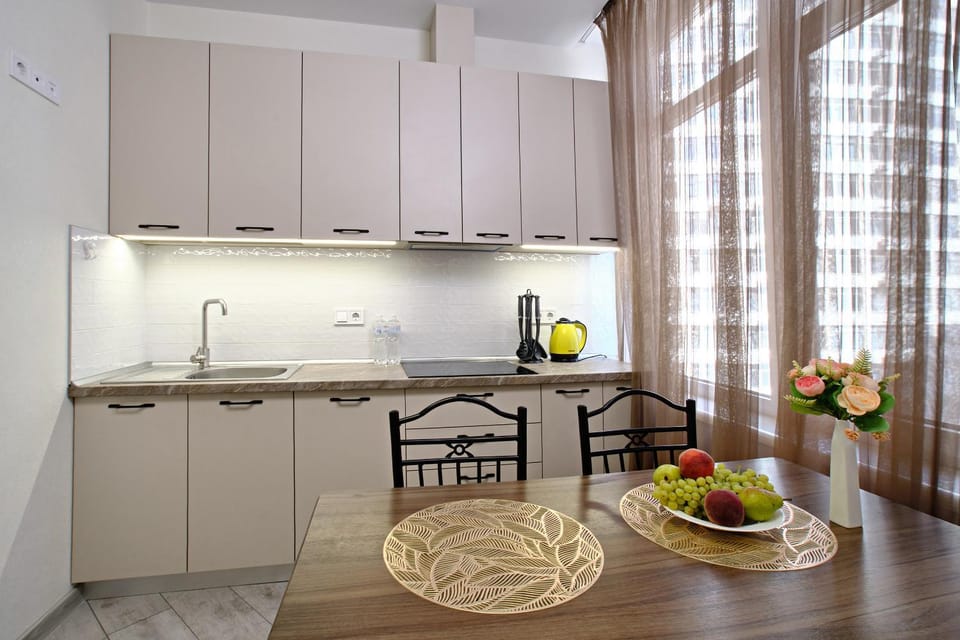 Светлая квартира Аркадия 48 Жемчужина парк Юность Apartment in Odessa