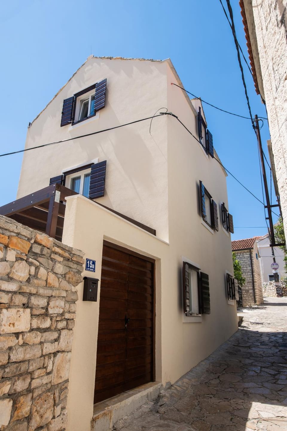 Property building, Facade/entrance