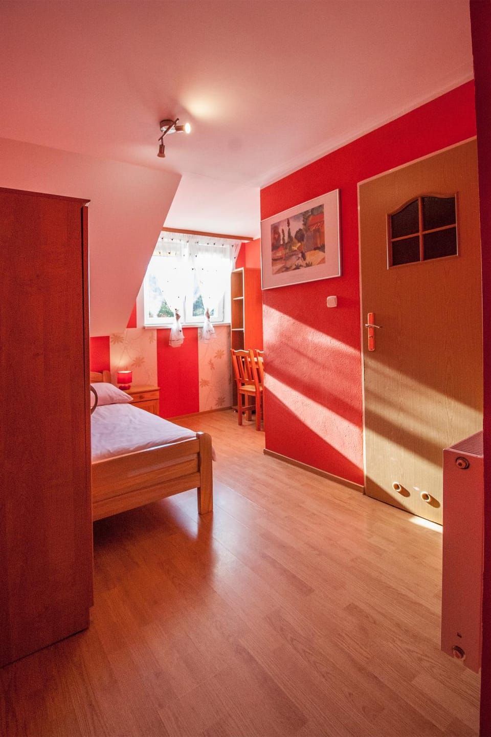 Photo of the whole room