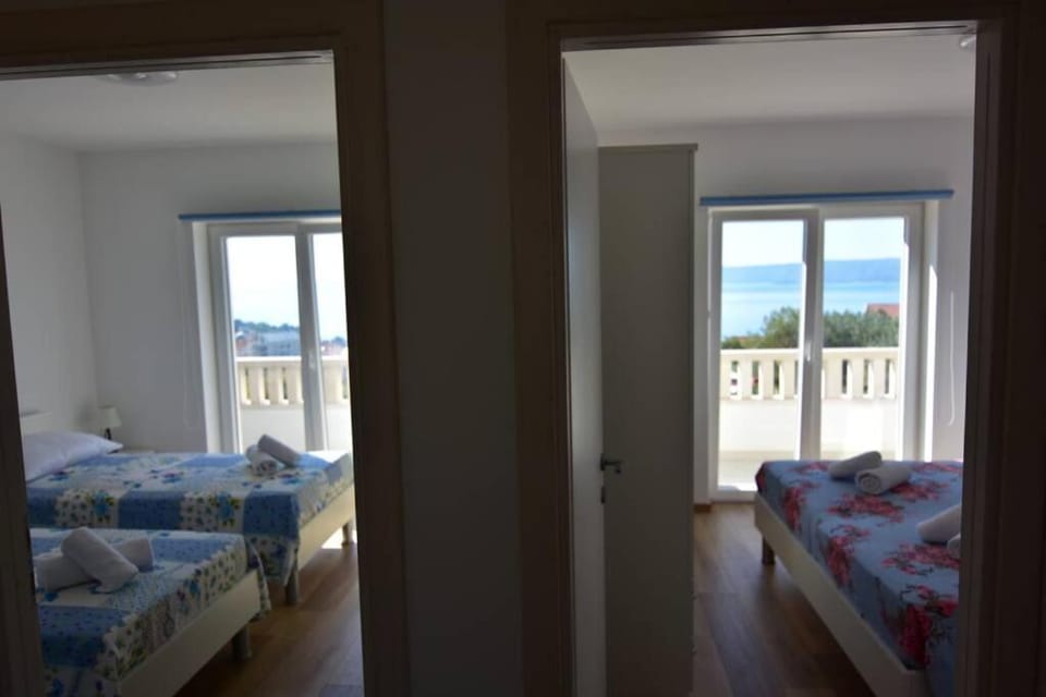 Villa Katarina - infinity pool with amazing view Villa in Bol