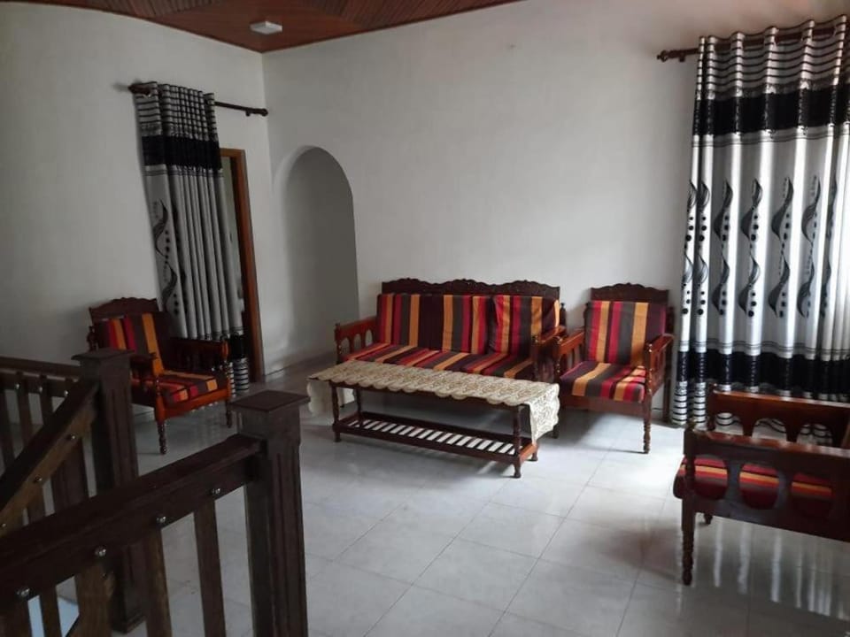 Family Holiday Inn Apartment in Uva Province, Sri Lanka