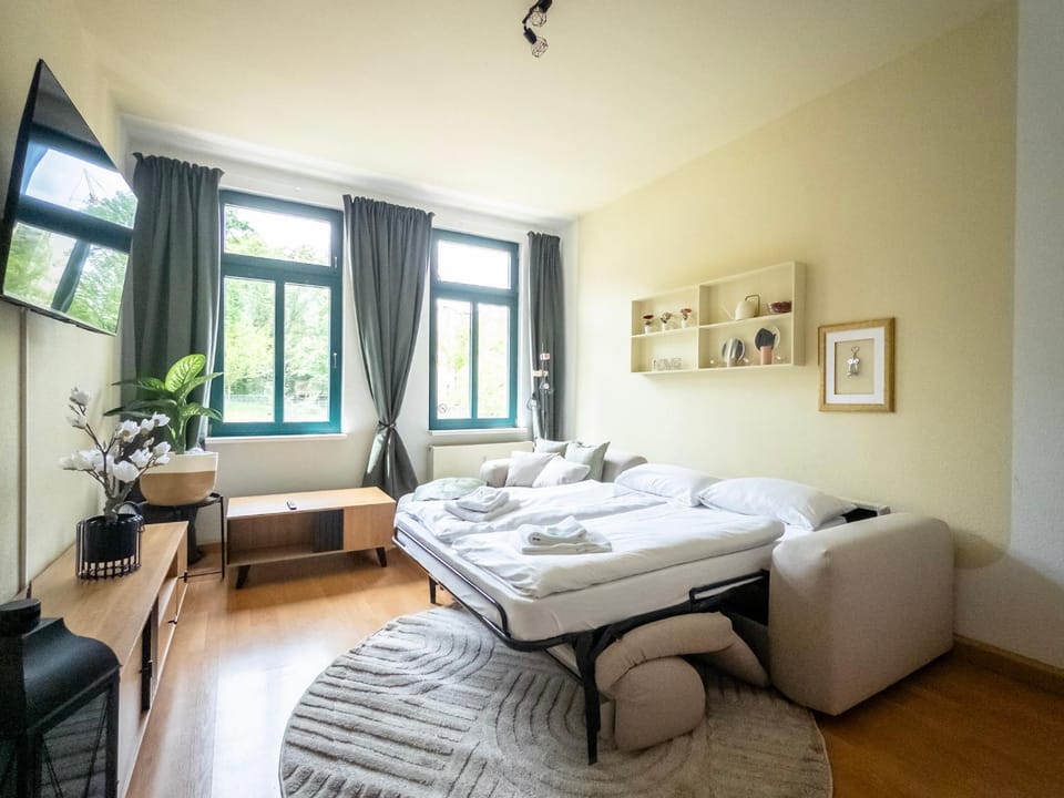 TV and multimedia, Living room, Bedroom, heating, heating, towels