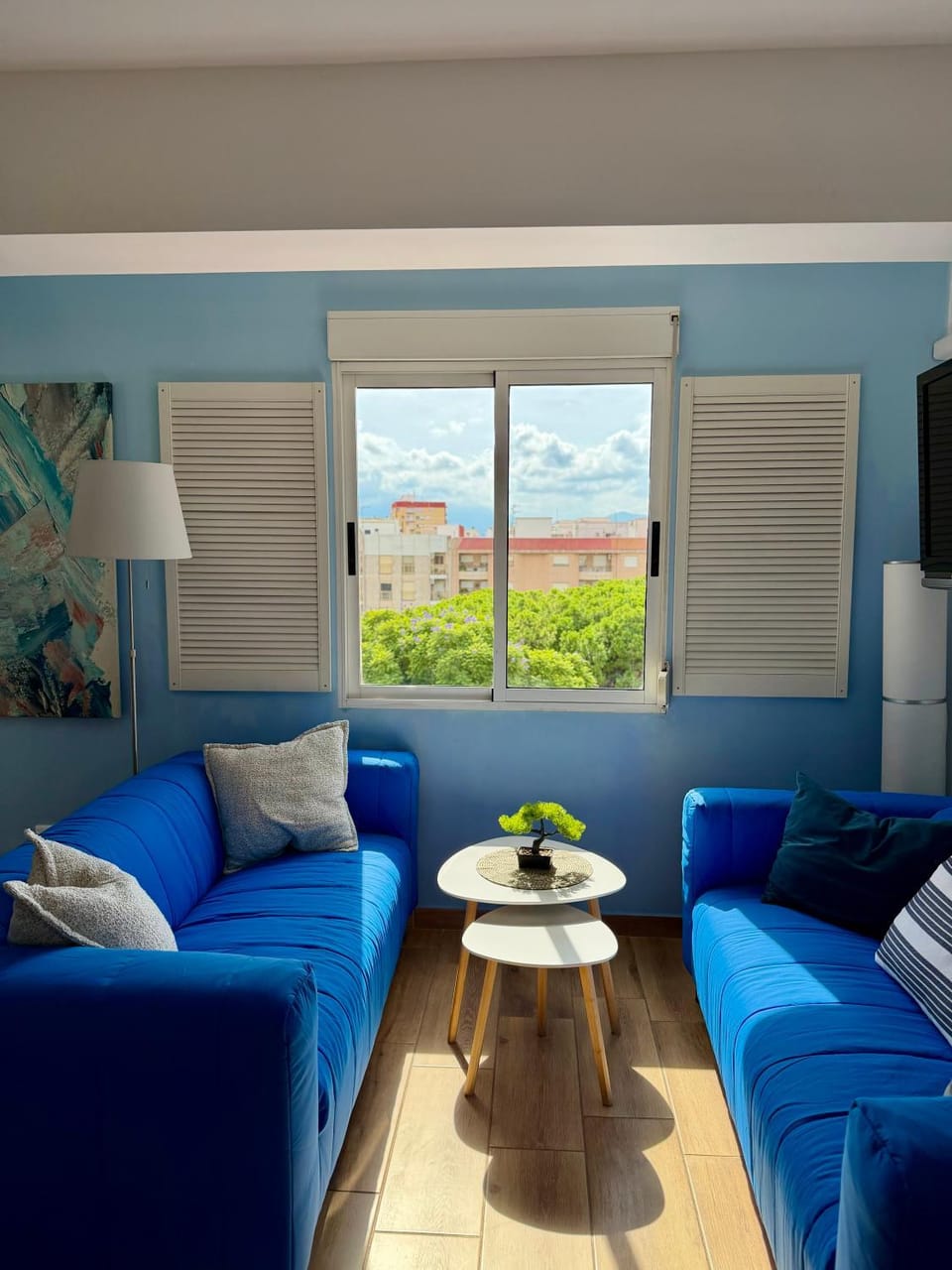 Communal lounge/ TV room, TV and multimedia, View (from property/room), Living room
