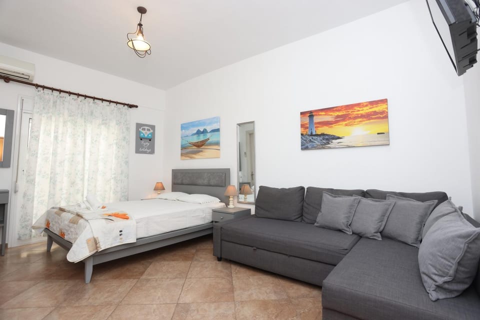 Seaside Studios Apartment in Halkidiki