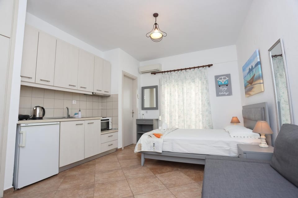 Seaside Studios Apartment in Halkidiki