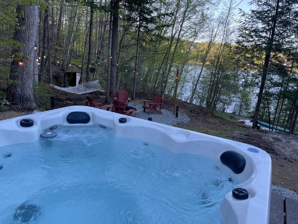 Natural landscape, Hot Tub