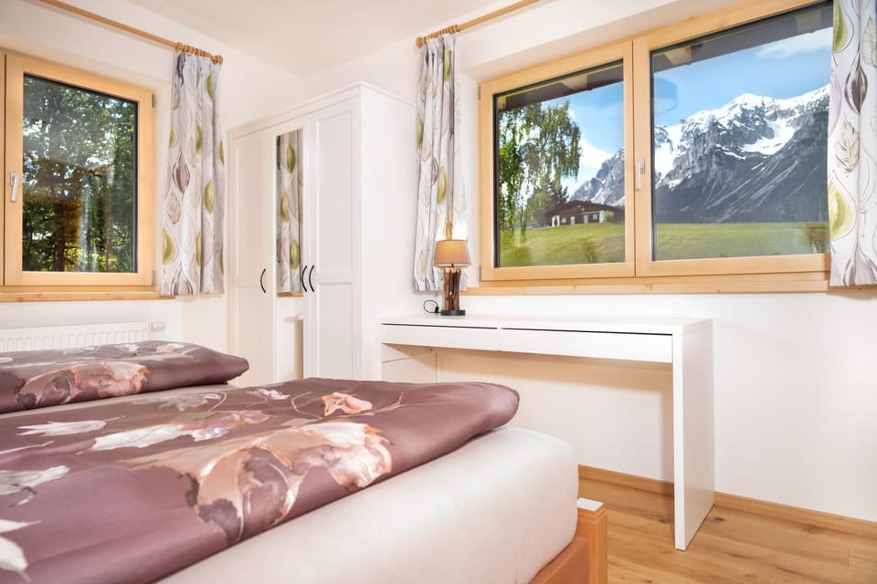 Bed, Mountain view