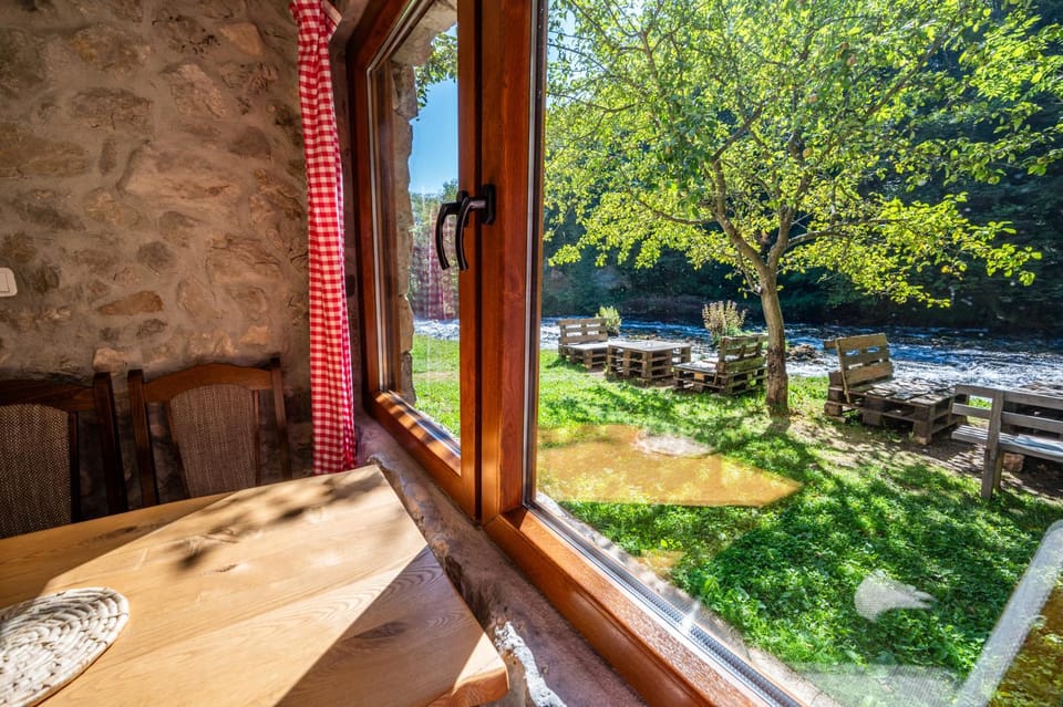 Stone room-Kamena soba Apartment in Bosnia and Herzegovina