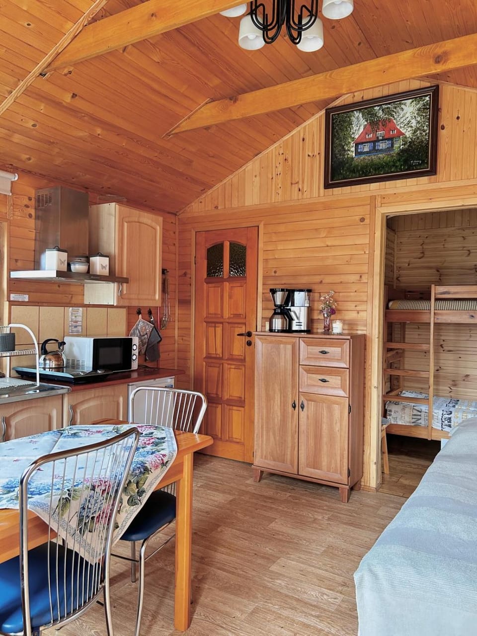 Domek Czereśniowy balia ogrodowa i sauna House in Pomeranian Voivodeship