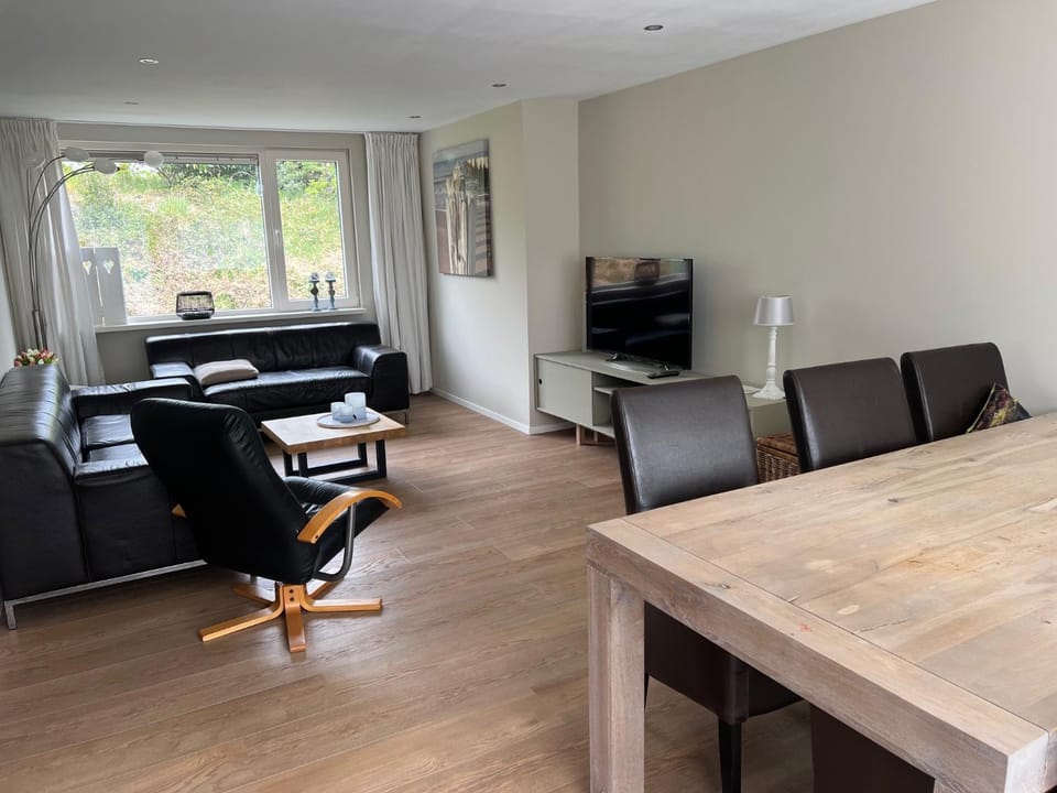 Deltageul 39 Noordzeepark - ruim en rustig gelegen vakantiehuis nabij strand - geen verhuur aan bedrijven House in Ouddorp