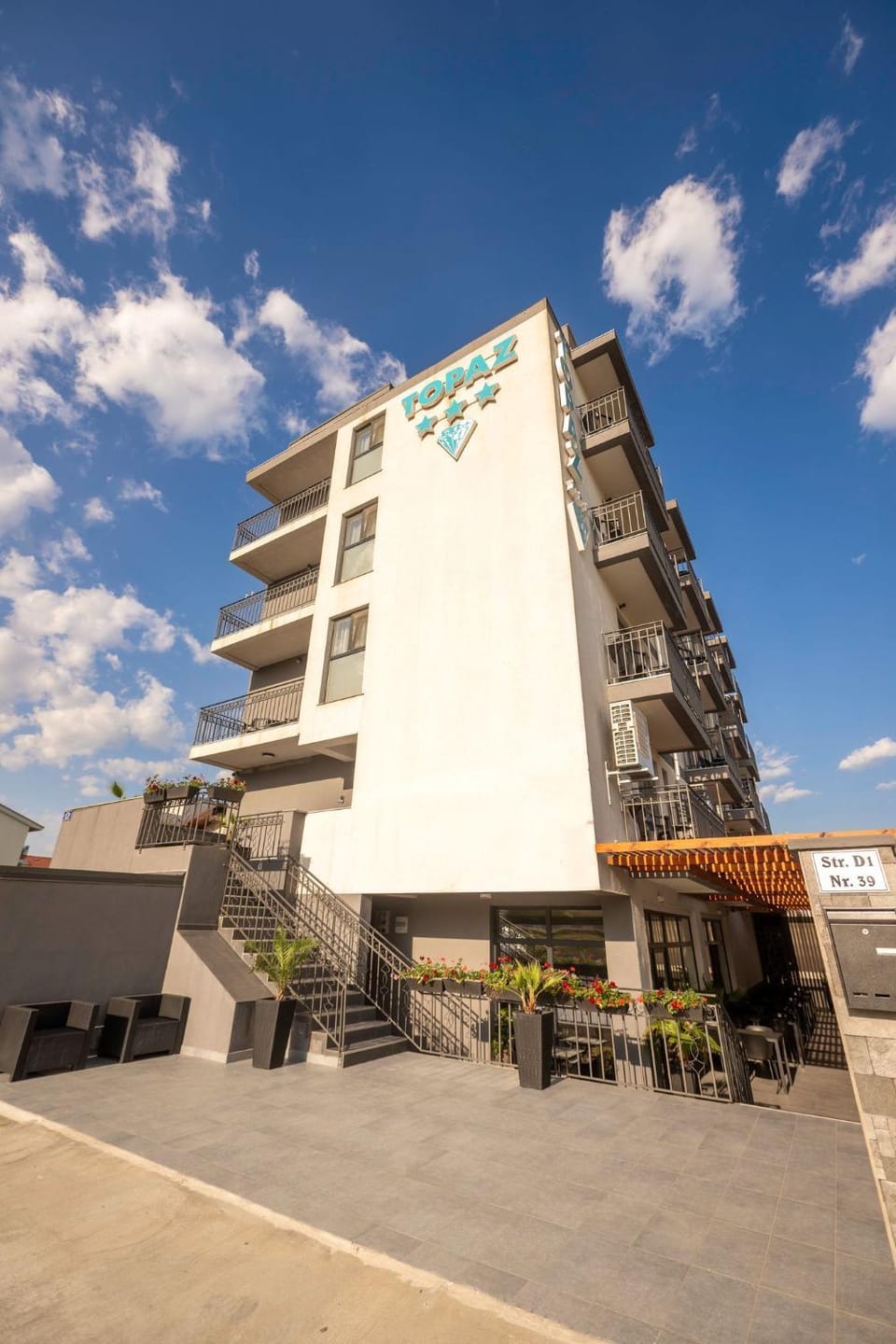 Topaz Mamaia Nord Bed and Breakfast in Constanța County