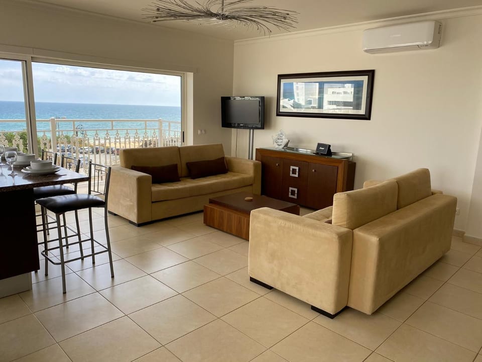 View (from property/room), View (from property/room), Living room, Seating area