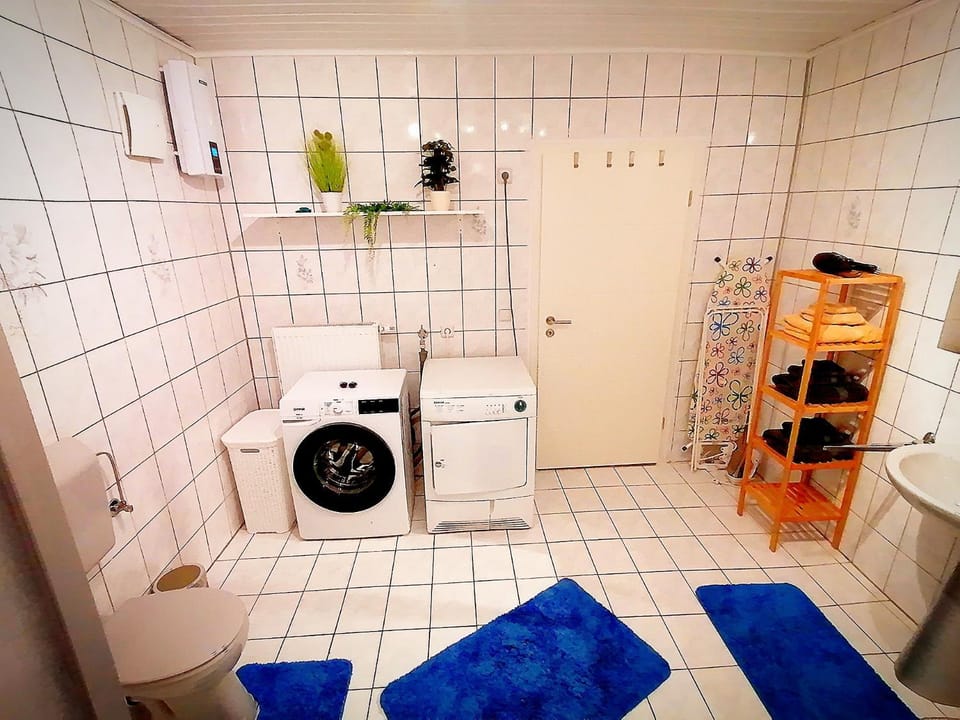Toilet, Bathroom, heating, towels, washing machine, dryer