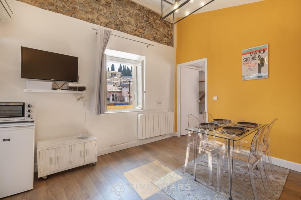 Vieux Nice - Jean Jaurès FSHH Apartment in Nice