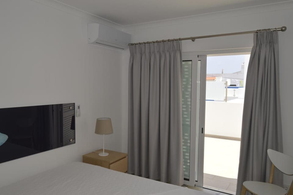 MORADIA NOVA E COMPLETA A 350 MTRS. PRAIA House in Vila Nova de Cacela