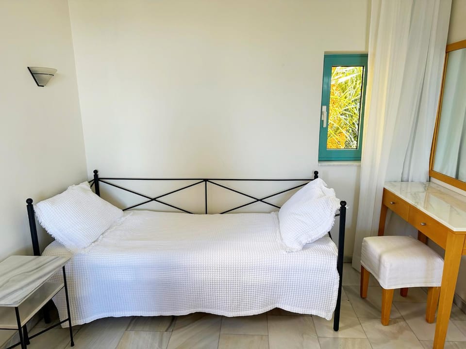 Hotel Plakures Hotel in Crete