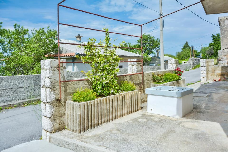Property building, Patio