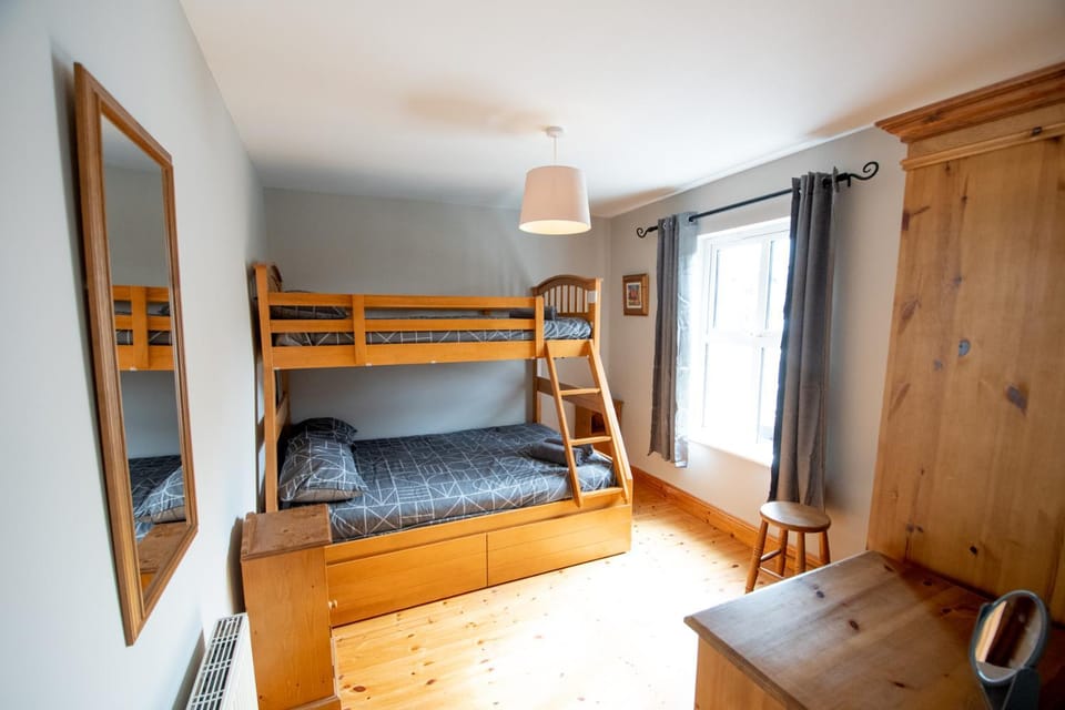 Bed, Photo of the whole room, Bedroom, bunk bed, wardrobe