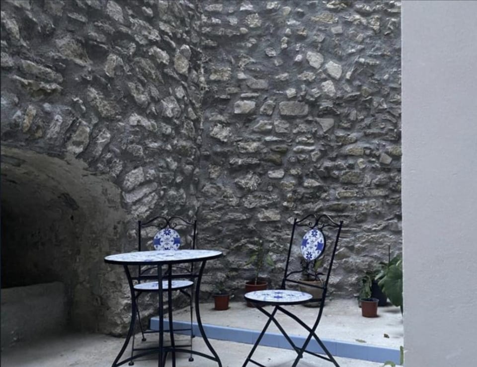 Patio, Inner courtyard view