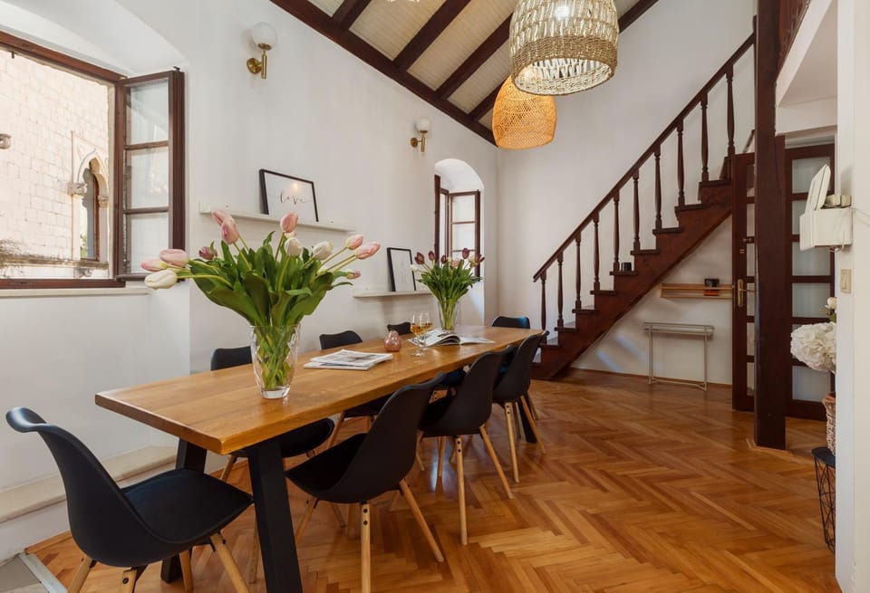 Old Town St Tryphon Apartment Apartment in Kotor