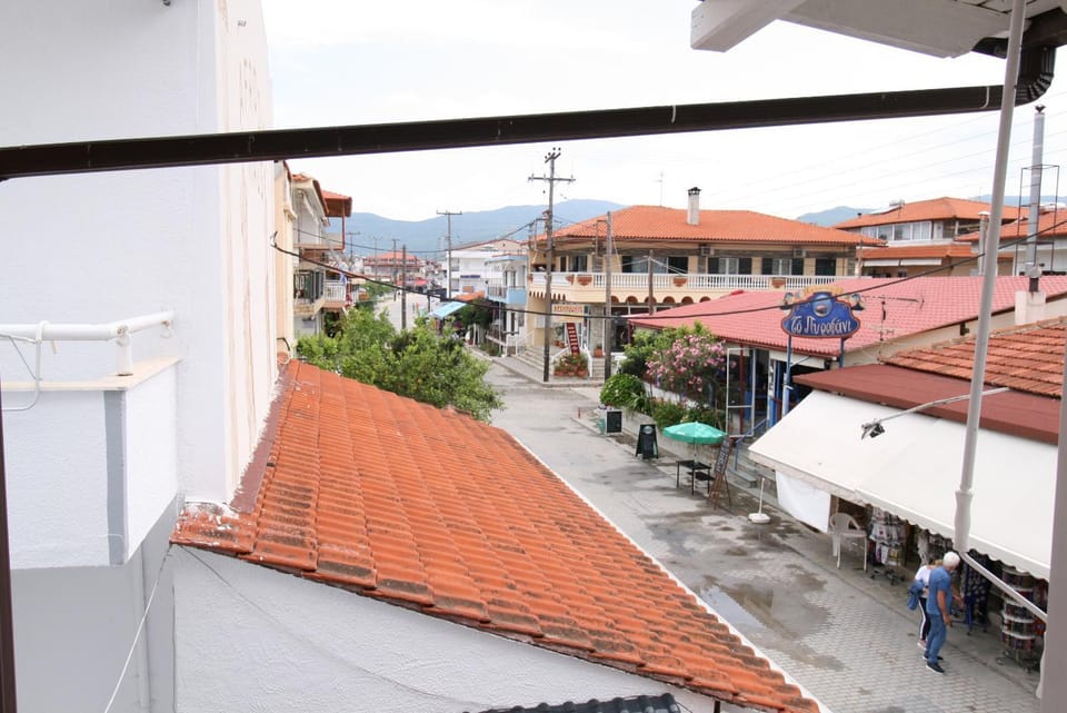 City view, Street view