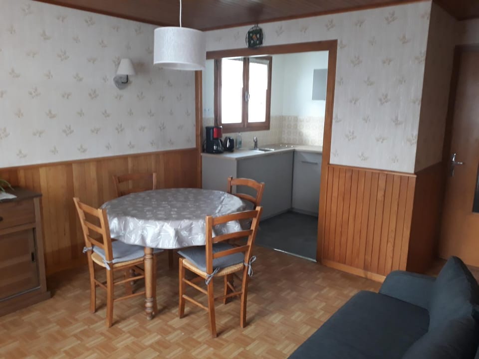 Les Granges 2 chambres et terrasse au soleil Apartment in La Clusaz