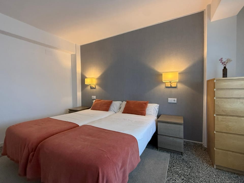 Apartamento Padron Centro P8 by URent Apartment in Galicia