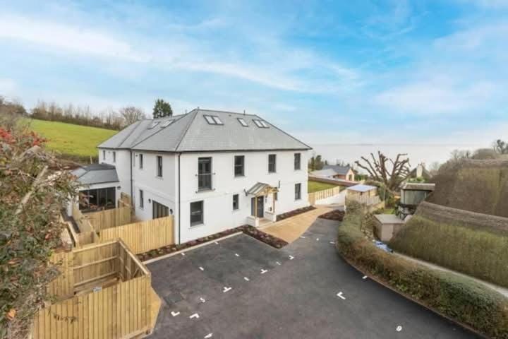 Oystercatcher number 6 , 2 bedrooms maidencombe village Apartment in Teignbridge