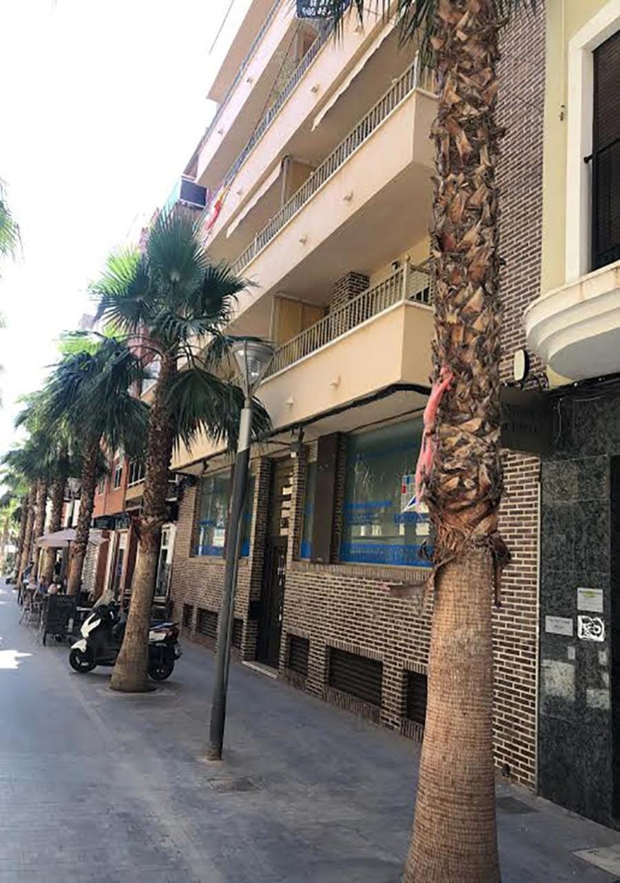 Property building, Facade/entrance