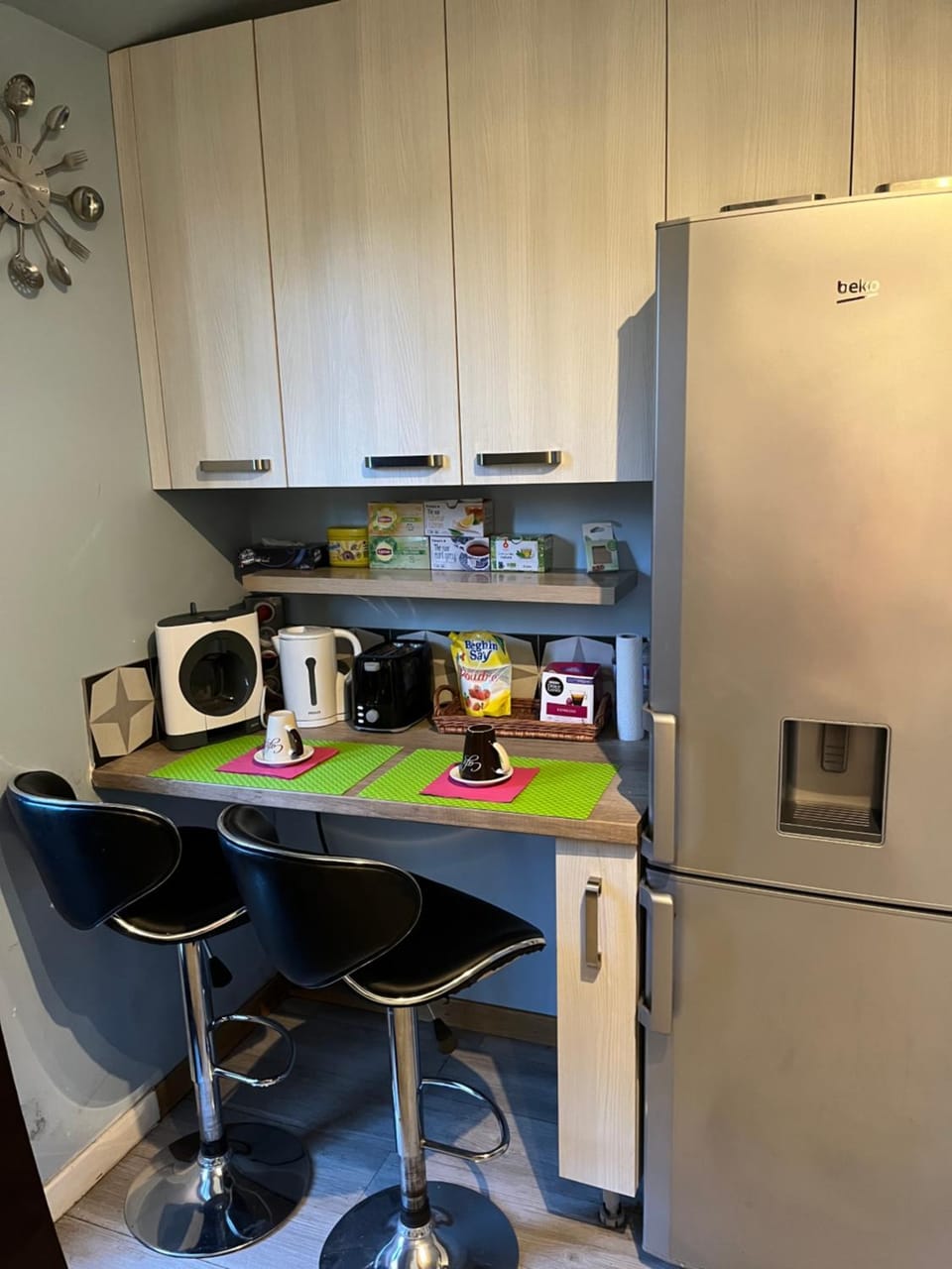 Kitchen or kitchenette