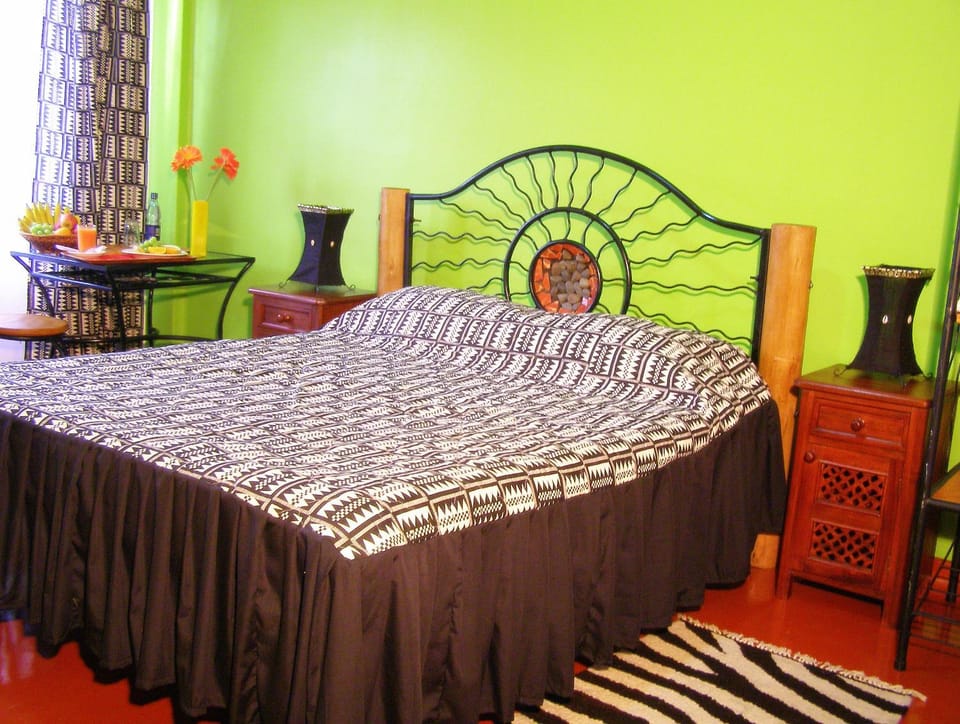 Bed, Photo of the whole room, Decorative detail