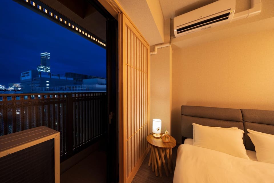 Balcony/Terrace, City view