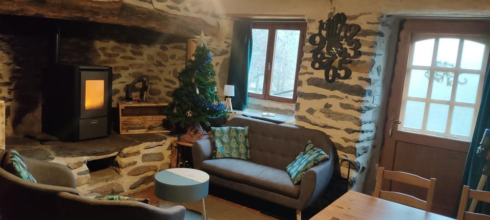 Gîte Le p'tit nid de Riouffreyt House in Auvergne-Rhône-Alpes