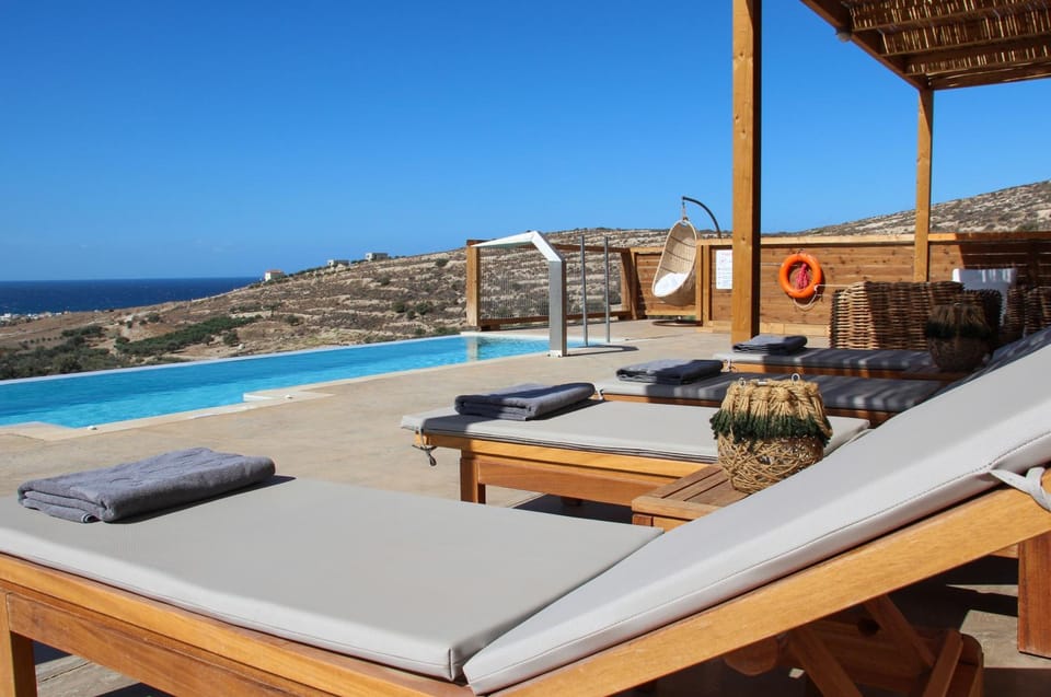 Pool view, Pool view, Sea view