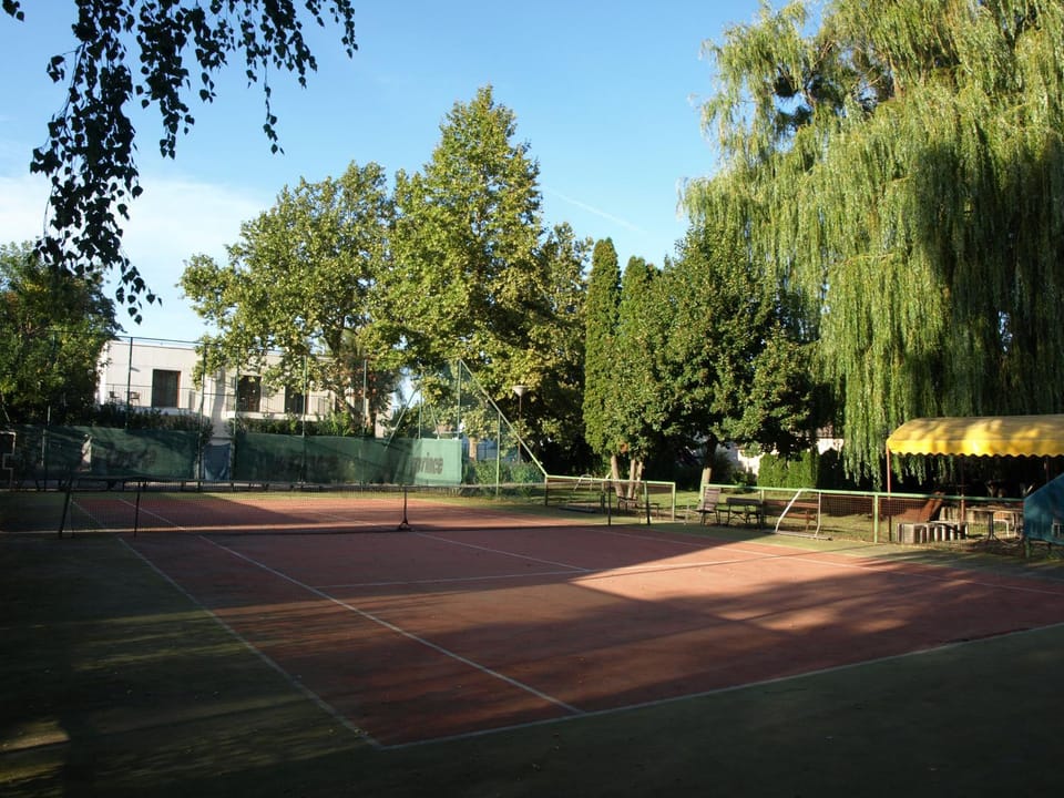 Garden Club Panzió Bed and Breakfast in Hungary