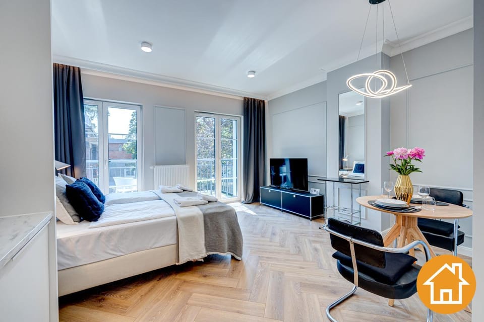 TV and multimedia, Photo of the whole room