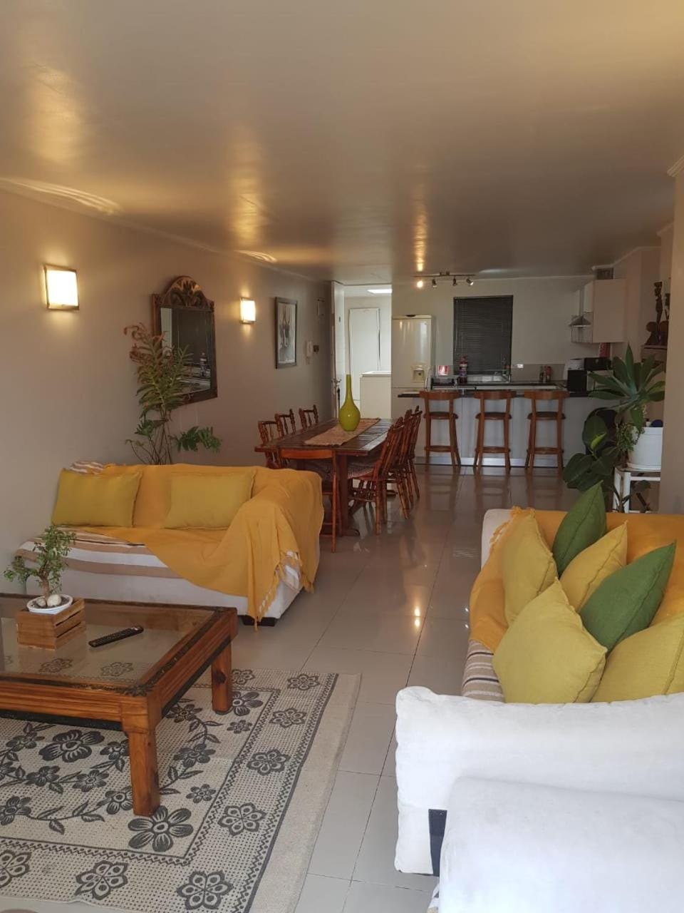 Lounge or bar, Seating area