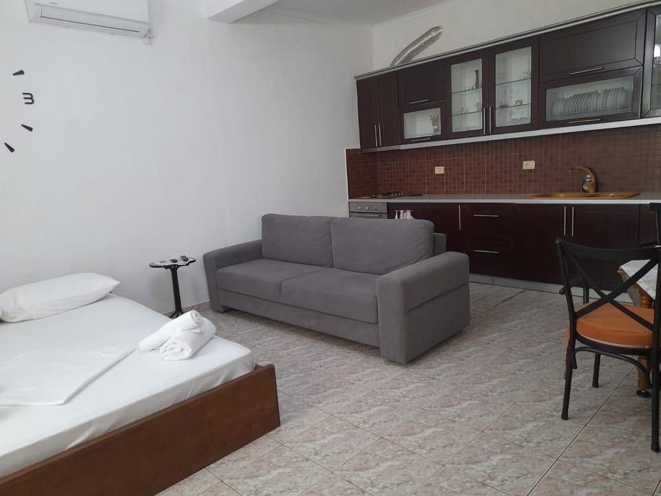 Albert Guest House Bed and Breakfast in Vlorë County, Albania