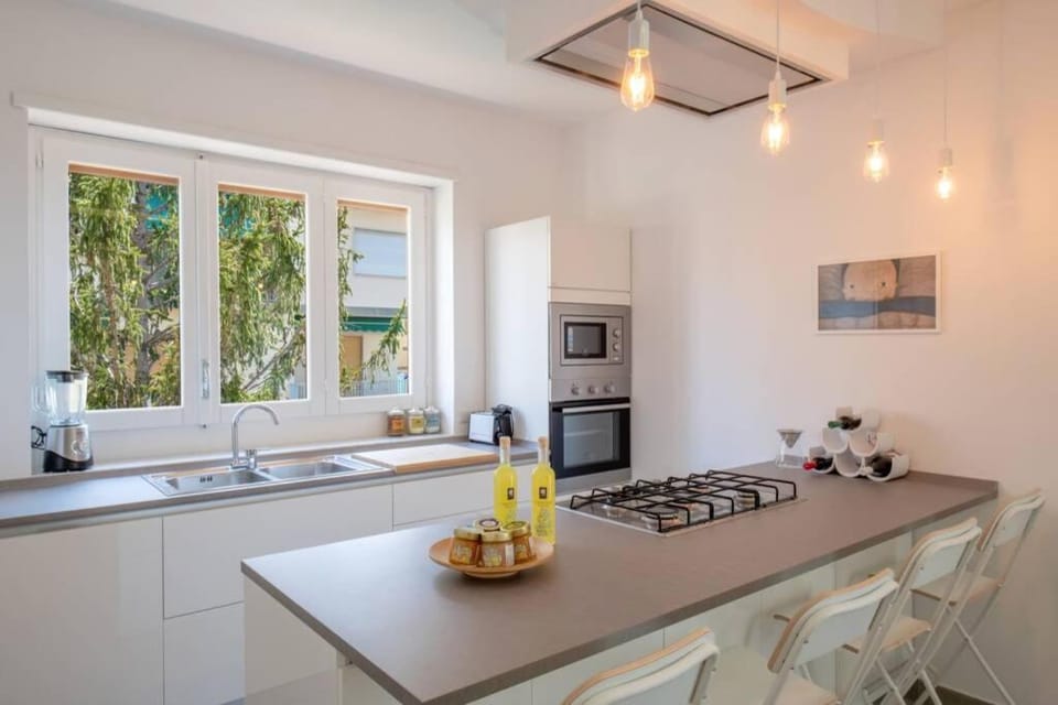 WHITE HOUSE SORRENTO - CASA VACANZA Apartment in Sorrento
