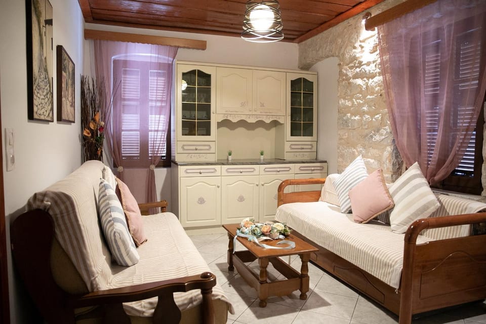 Communal lounge/ TV room, Living room, Seating area, heating