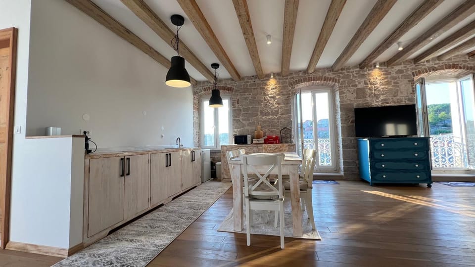 Palazzo Di Toma Apartment in Split-Dalmatia County