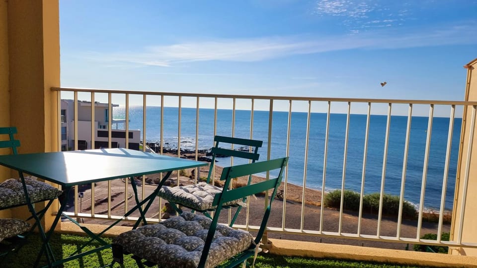 View (from property/room), Balcony/Terrace, Sea view
