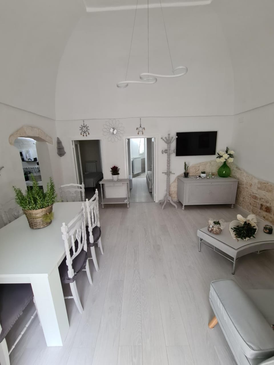 Communal lounge/ TV room, TV and multimedia, Kitchen or kitchenette, Seating area