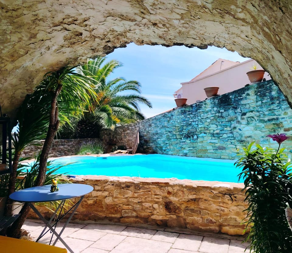 Pool view, Swimming pool